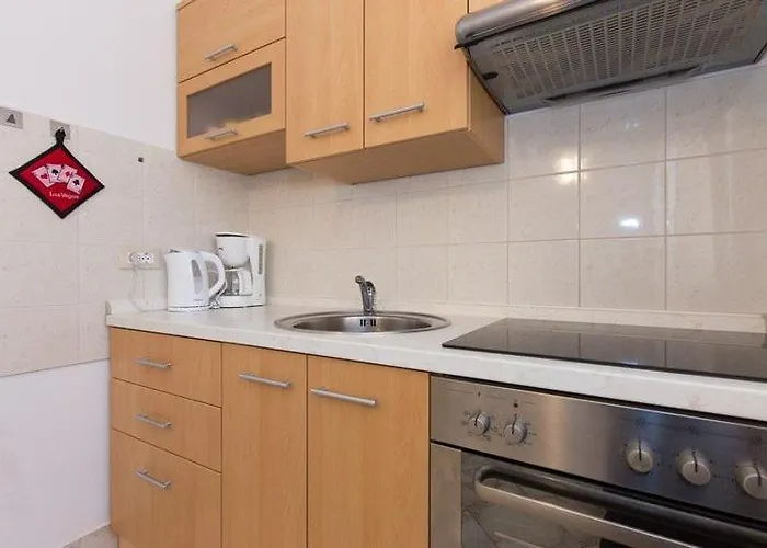 Apartment Marija F2