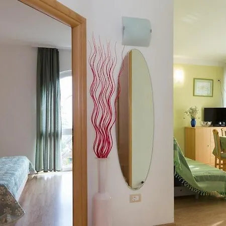Marija F2 Apartment *