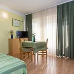Marija F2 * Krk Town
